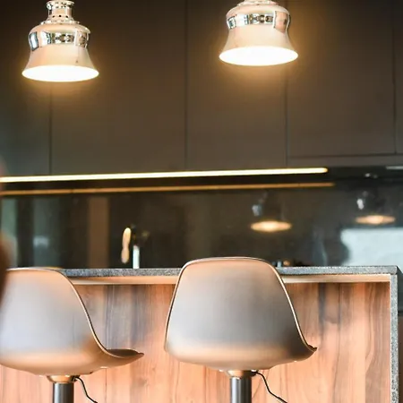 New Apartment, 2 Ensuite Bedroom, Amazing Sea View Appartement