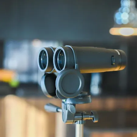 New Apartment, 2 Ensuite Bedroom, Amazing Sea View *