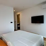 Апартаменты New Apartment, 2 Ensuite Bedroom, Amazing Sea View *