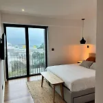 New Apartment, 2 Ensuite Bedroom, Amazing Sea View Апартаменты *