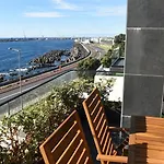 New Apartment, 2 Ensuite Bedroom, Amazing Sea View Понта-Делгада