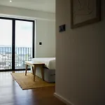 Апартаменты New Apartment, 2 Ensuite Bedroom, Amazing Sea View *