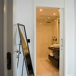 New Apartment, 2 Ensuite Bedroom, Amazing Sea View Понта-Делгада