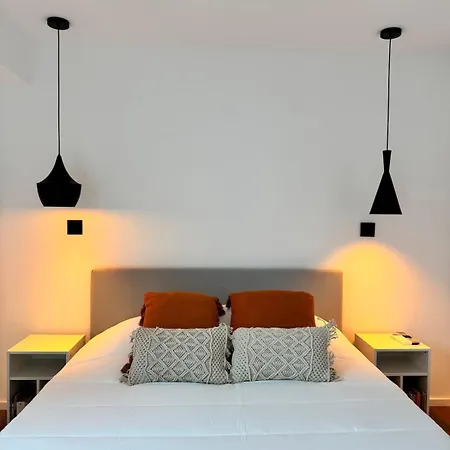 New Apartment, 2 Ensuite Bedroom, Amazing Sea View Ponta Delgada