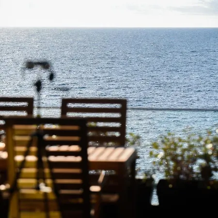 Апартаменты New Apartment, 2 Ensuite Bedroom, Amazing Sea View *
