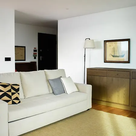 아파트 New Apartment, 2 Ensuite Bedroom, Amazing Sea View Ponta Delgada